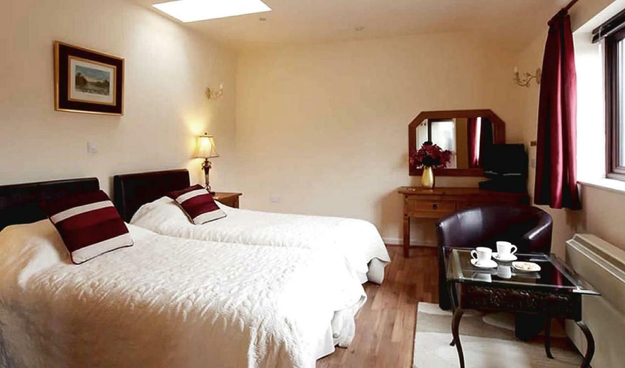 Miltons Country Lodge Lower Langford Esterno foto