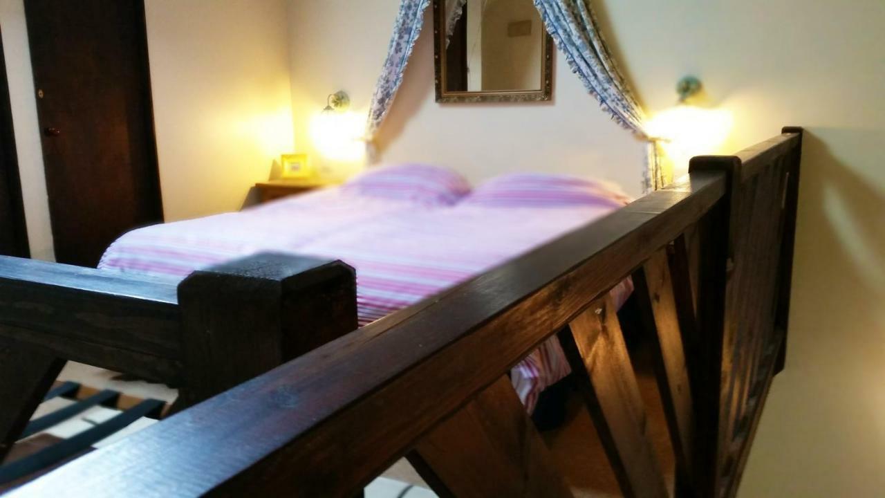 Miltons Country Lodge Lower Langford Esterno foto